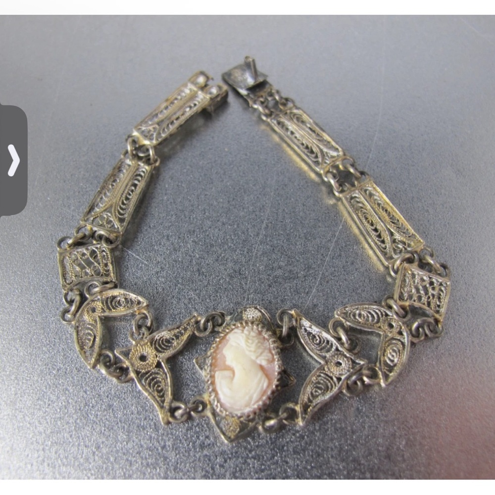 Beautiful RARE Vintage/ Antique Elegant 800  Silver  Cameo Bracelet - Picture 2 of 9